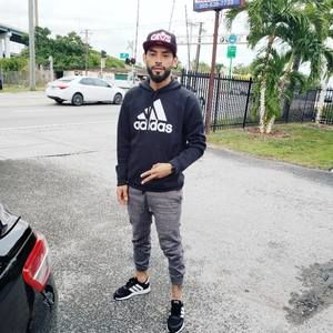 Meet your Posher, Josë